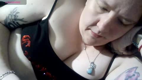 Emberlyn Nix online show from June 5, 5:35 am