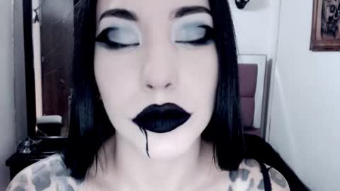 Emerald Black online show from October 29, 6:15 am