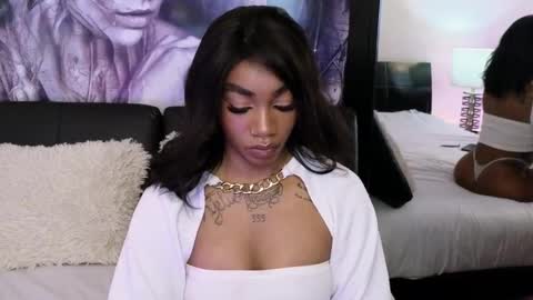 anyelii  online show from September 11, 11:11 am