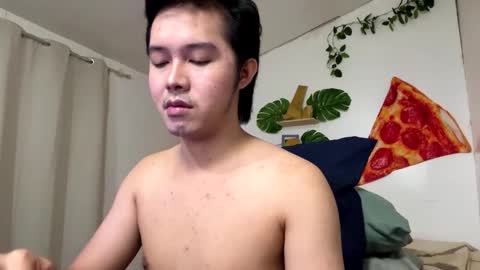 emersontwinks online show from February 12, 2:15 am