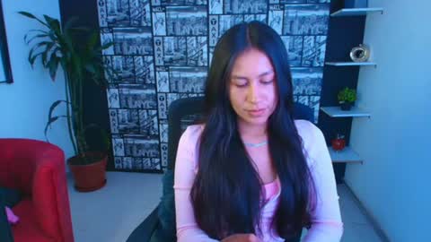 Emilia Gomez online show from July 14, 12:21 pm