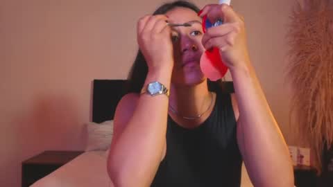 Emilia Gomez online show from July 3, 3:33 am