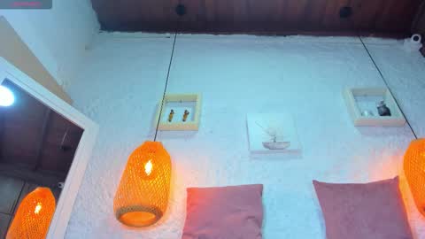 Emily online show from September 12, 1:35 pm