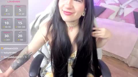 emilayton_ online show from October 2, 8:29 pm