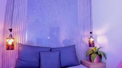 Emily online show from March 26, 8:14 pm