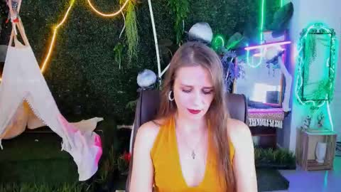 Emilia Bedy online show from November 15, 9:11 am