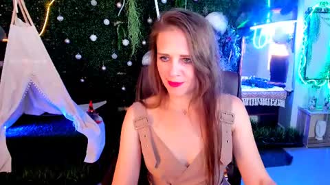 Emilia Bedy online show from July 17, 9:11 am
