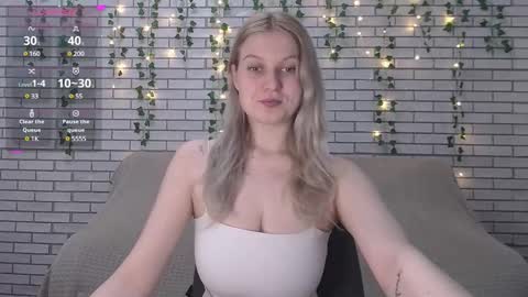 Amili online show from March 1, 7:30 am