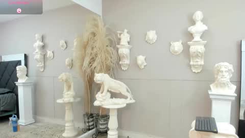 Emilio online show from November 14, 11:34 am