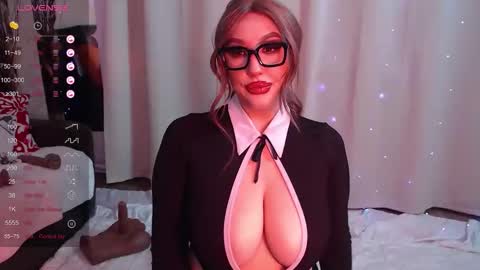 EMY online show from November 9, 6:43 pm