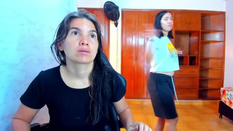 Emily and Soffy online show from April 9, 12:00 pm