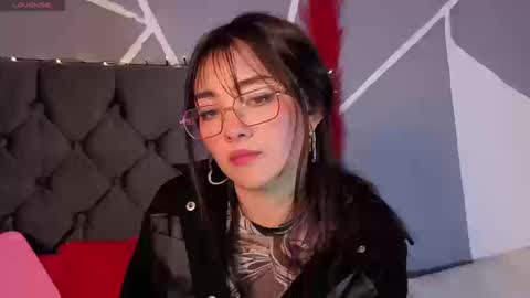 Emily Caprile online show from September 28, 1:14 am