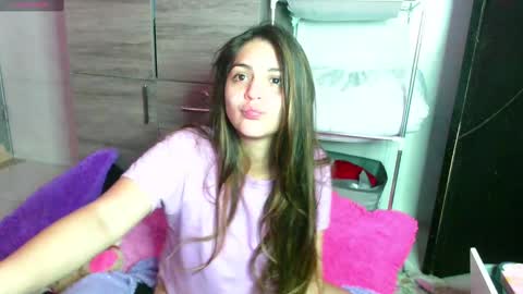 emily_cooper_t online show from October 31, 11:43 am