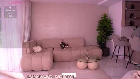 independet model online show from February 3, 8:46 pm