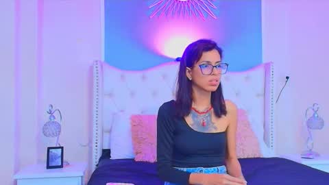 Emily online show from October 26, 2:56 am