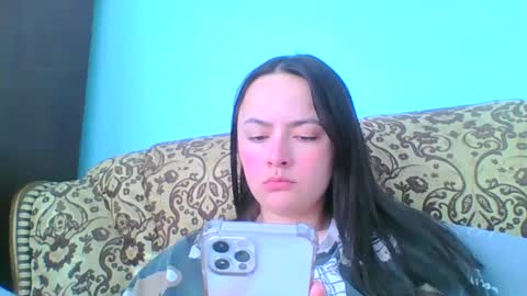 emily_morning_dew online show from March 8, 11:27 am