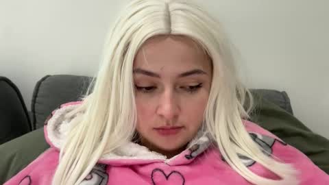 emily_morning_dew online show from November 15, 12:07 pm