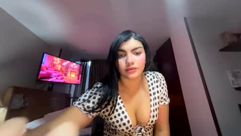 emily_rosett1 online show from March 19, 11:26 am