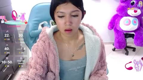       online show from April 9, 12:00 pm