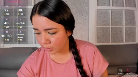 Emily online show from December 3, 5:49 pm