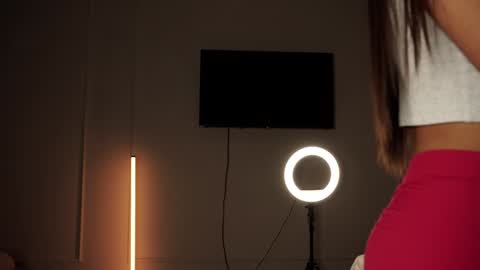 emilybatee online show from December 11, 5:58 pm