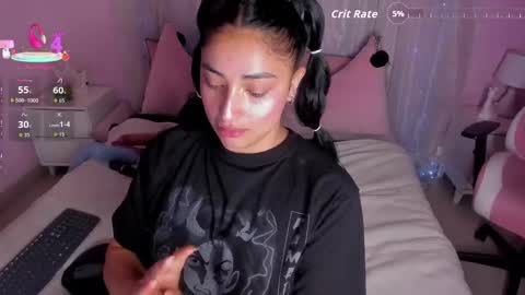 Snapshot of emilybta chatting on September 30, 8:30 pm EMILY online show from September 30, 8:30 pm