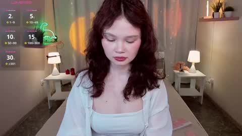 Emilyhaves online show from May 26, 7:36 am
