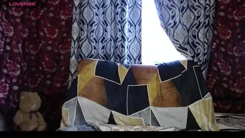 Snapshot of emilydoth chatting on October 15, 4:49 am EmilyDoth online show from October 15, 4:49 am