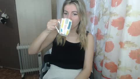 emilyfork online show from March 8, 4:45 am