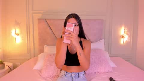 Emily online show from February 21, 12:52 pm