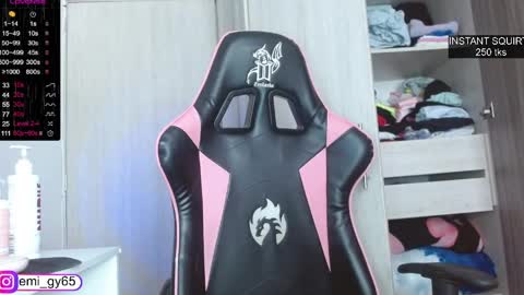 Emilyn online show from April 20, 4:54 pm