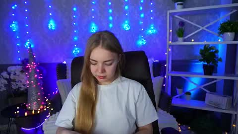  MY NAME IS Emily WELCOME EVERYONE I WILL BE HAPPY TO GIVE YOU WHAT YOU HAVE DREAMED OF FOR SO LONG online show from January 7, 7:02 am