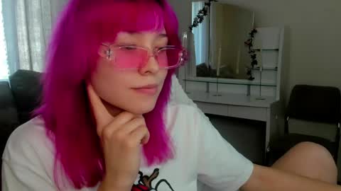 Betty online show from May 11, 1:23 am