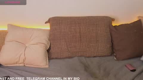 Snapshot of emilytrays chatting on December 14, 6:35 am Emily wish-list online show from December 14, 6:35 am