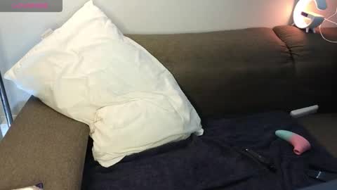 Snapshot of emilytrays chatting on October 18, 8:40 am Emily wish-list online show from October 18, 8:40 am