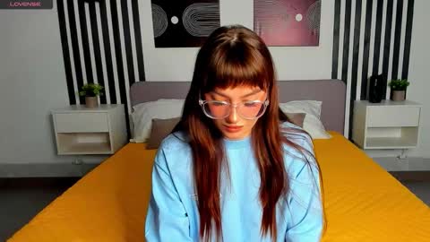 Emily online show from September 19, 8:18 am