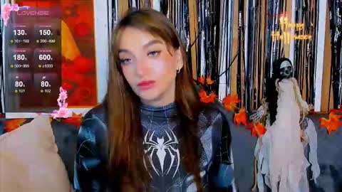 Emily online show from October 30, 8:04 am