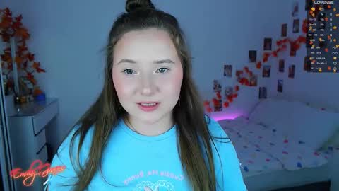 Snapshot of emilyxgrasez chatting on October 10, 8:35 pm Emily online show from October 10, 8:35 pm