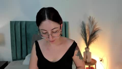 Emilyy Watson online show from March 4, 11:40 am