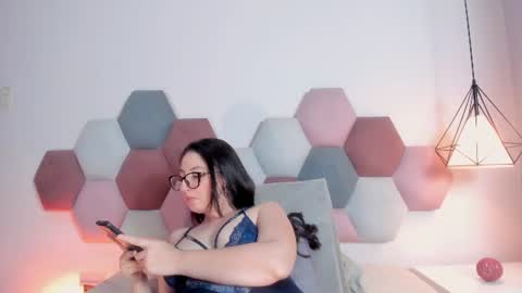Emilyy Watson online show from July 3, 3:33 am