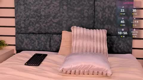 Emily  online show from September 9, 3:12 pm