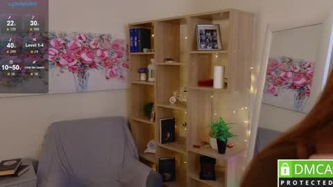 Tracy online show from March 28, 6:31 pm