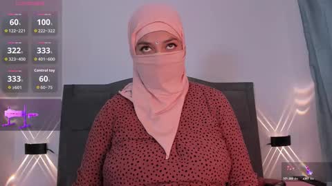 emira199 online show from September 22, 7:40 pm