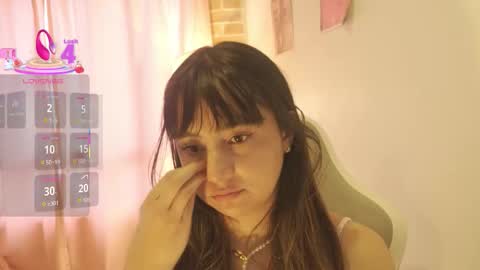 emma online show from February 6, 10:45 pm