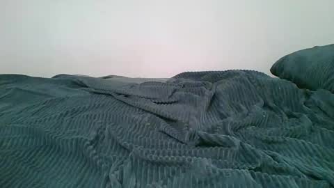 emma_991 online show from April 5, 12:24 pm