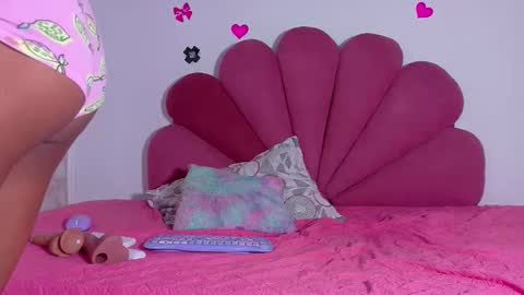 Emma online show from October 15, 1:45 pm