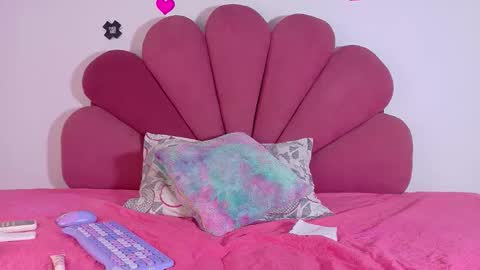 Emma online show from October 13, 1:13 pm