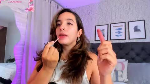 Emma online show from February 12, 12:22 pm