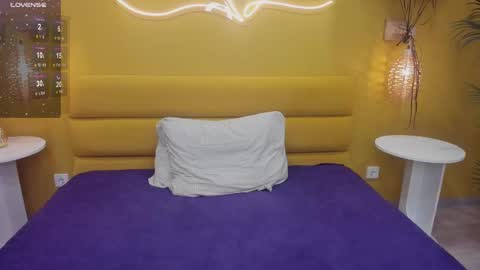 emma_adorablle online show from January 28, 4:39 am