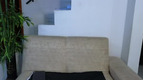 Emma Blue  modelo independiente online show from April 11, 5:12 am